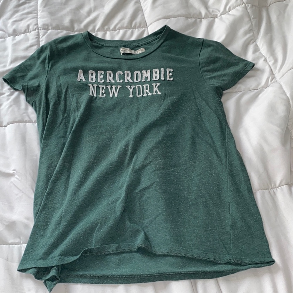 comfy T-shirt.